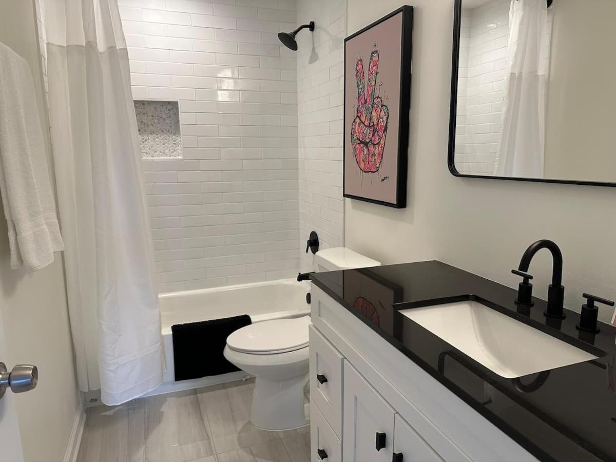 Vine City Home - Duplex - 3 Mins From Gwcc & Mercedes- Benz Stadium Atlanta Buitenkant foto