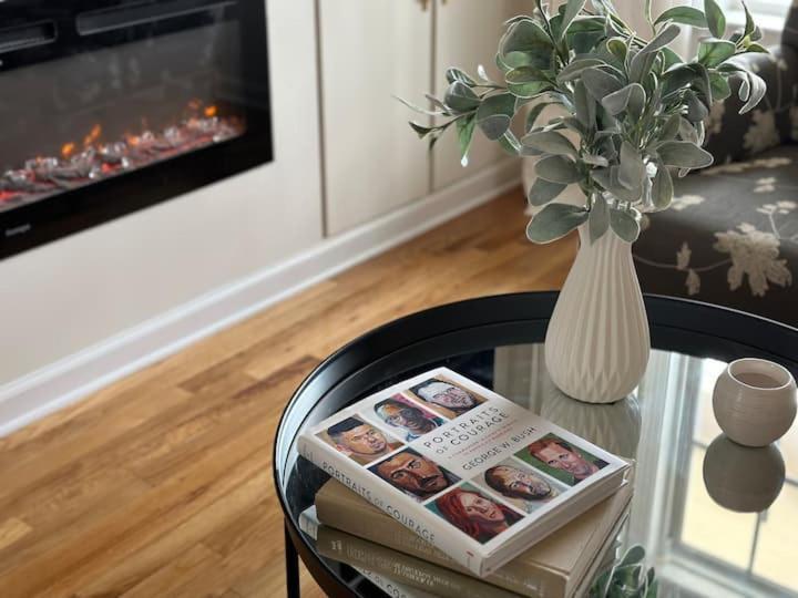 Vine City Home - Duplex - 3 Mins From Gwcc & Mercedes- Benz Stadium Atlanta Kamer foto